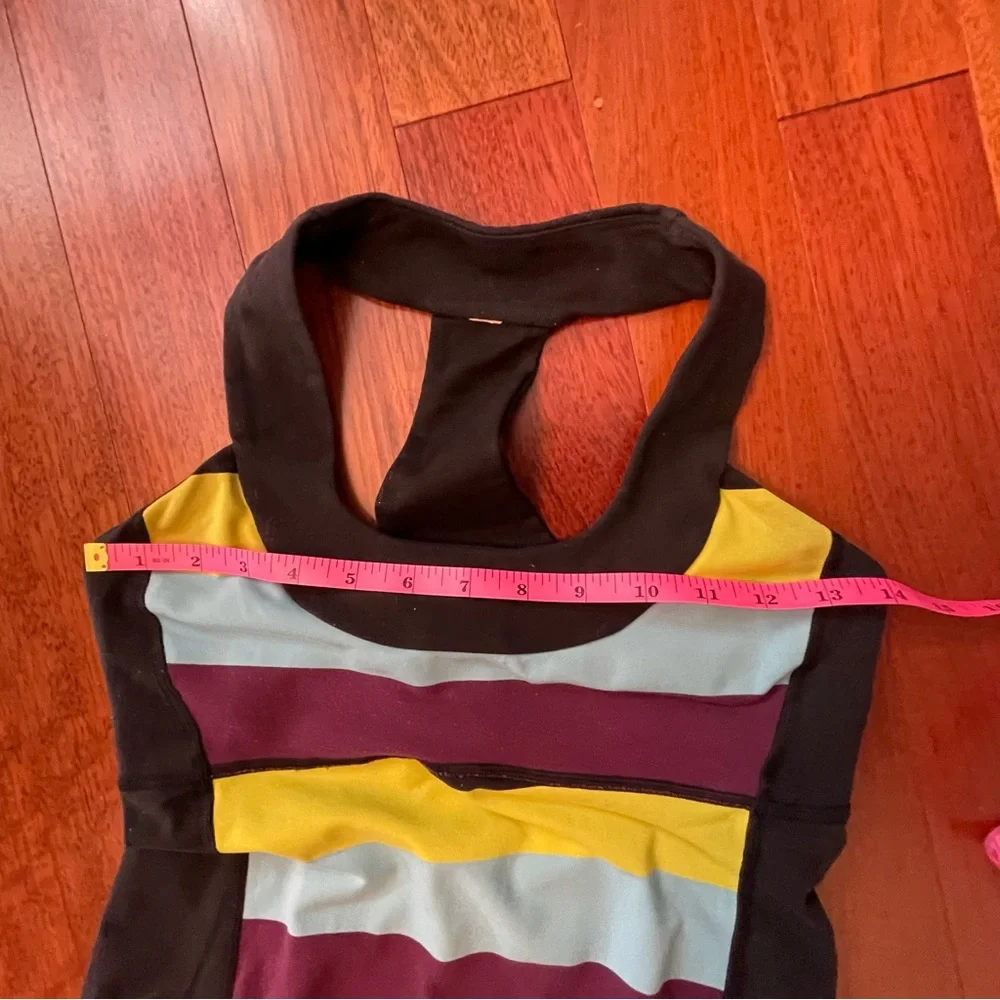 Lululemon Fitted Sleeveless Tank Top - Picture 4 of 5